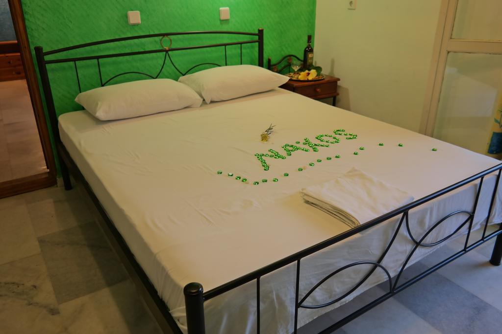 Katerina Babis Studios Agios Prokopios  Kamer foto